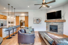 Modern Elk Creek Condo with Hot Tub and Heated Floors